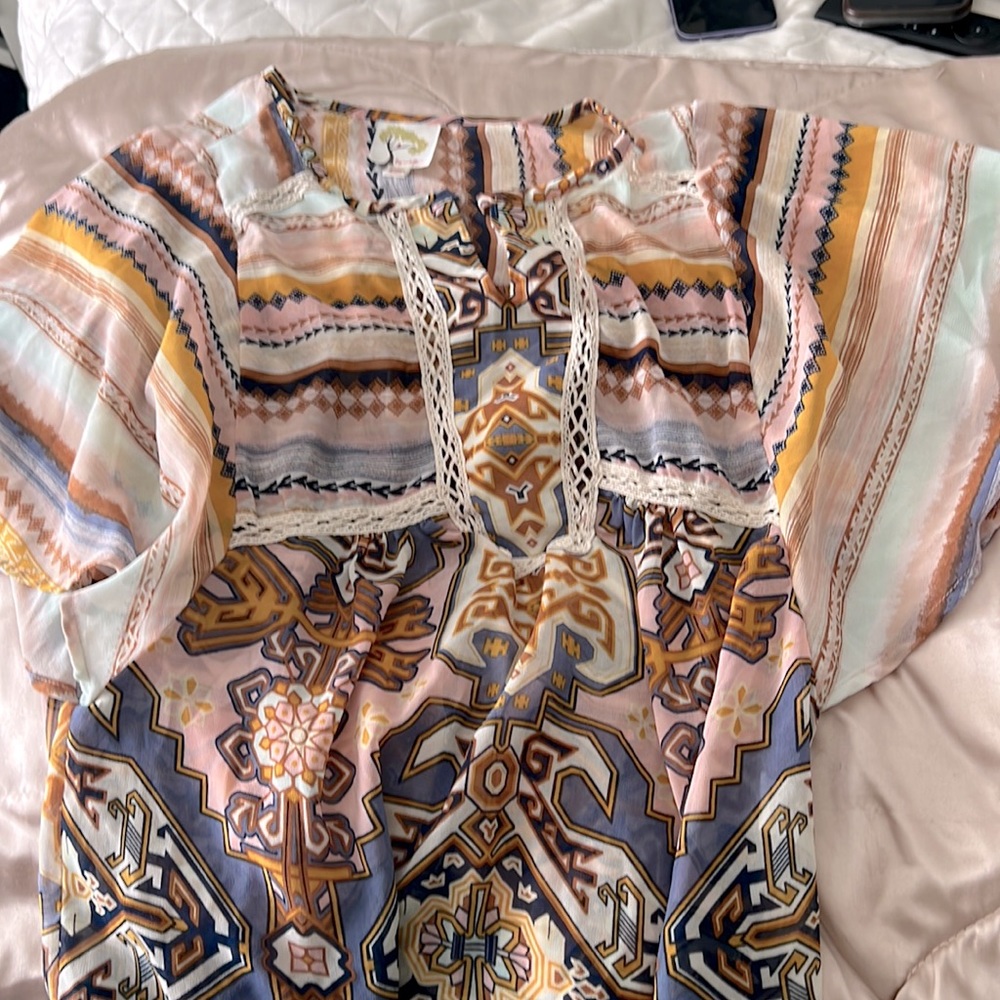 Women’s Blouse